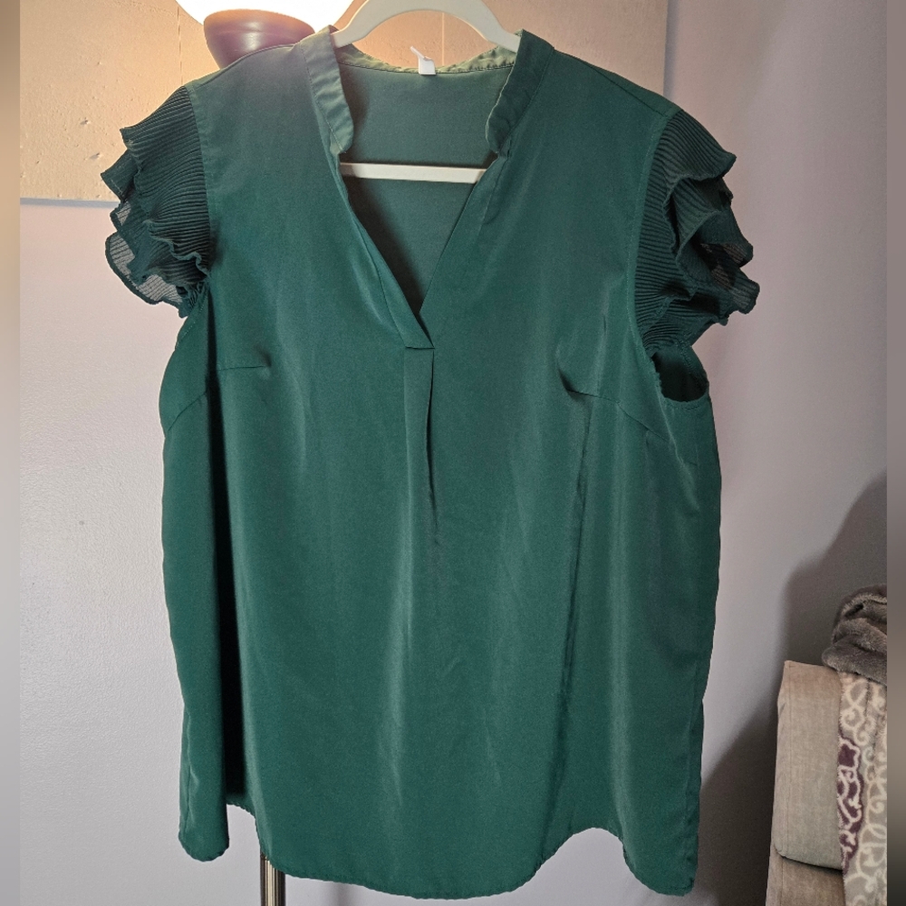 Elegant Green Ruffled Sleeve Blouse